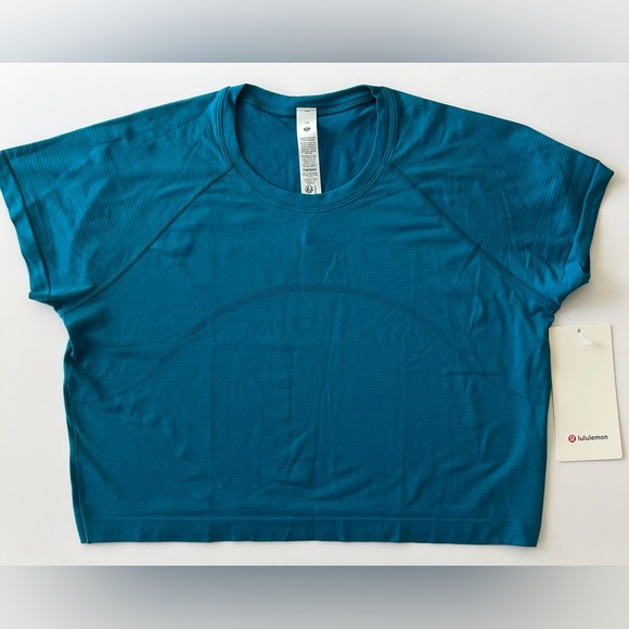 Lululemon Swiftly Tech Cropped Short-Sleeve Shirt 2.0
Size 4, 8, 14 - Picture 3 of 4